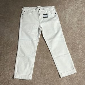 NWT Eddie Bauer Boyfriend Denim Crop Jeans